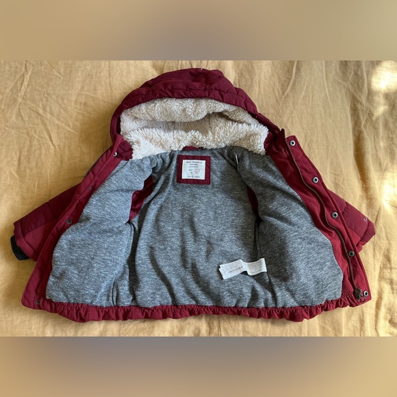 Zara Baby Boy's Red puffer coat Sz 12/18 months - Picture 5 of 7